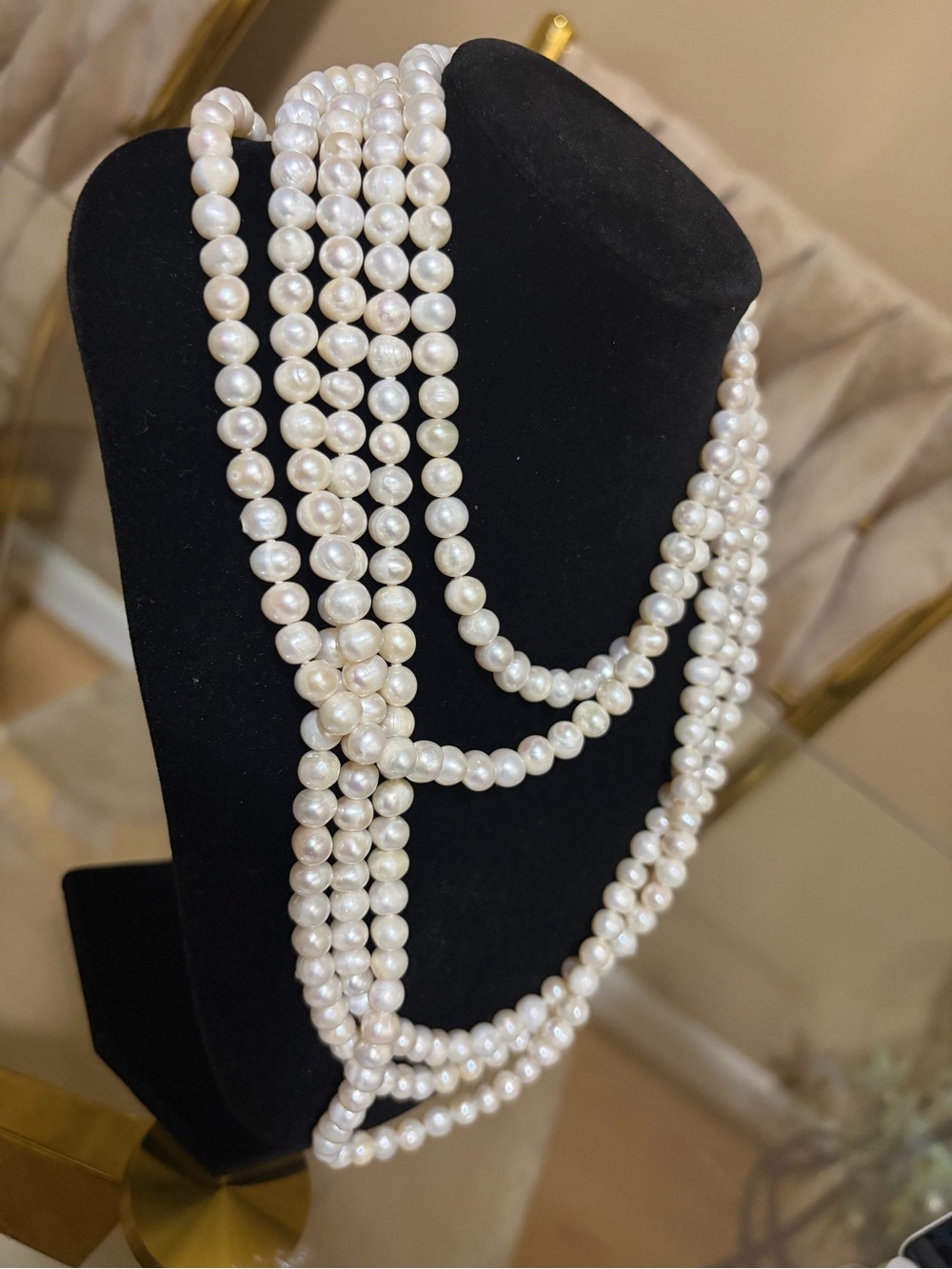 Classic Multi-Strand White Pearl Necklace - Women Jewelry - Picture 4 of 5